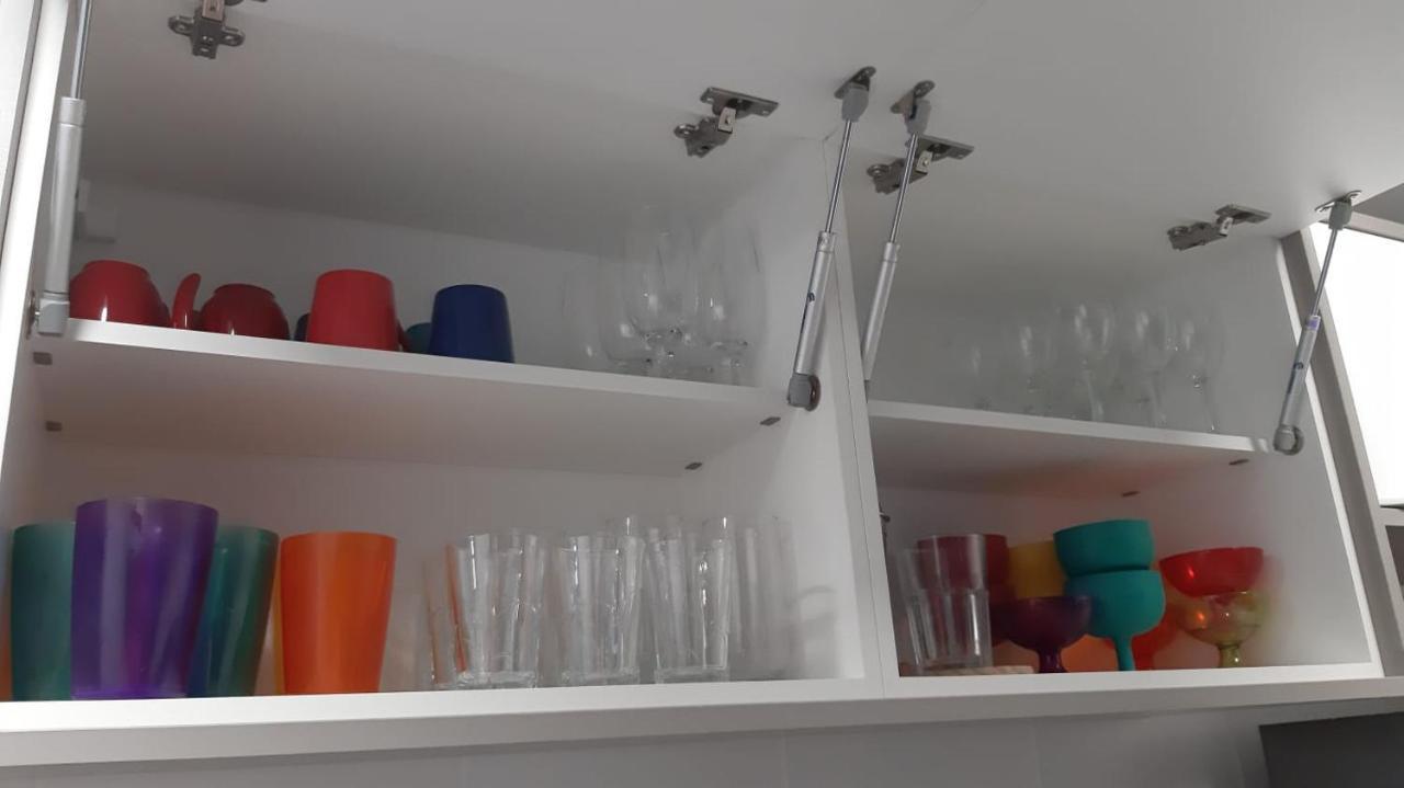 Flat Em Pitangueiras - Sacada Gourmet, 3 Dorms, Limpeza Diaria E Serv De Praia Apartman Guarujá Kültér fotó